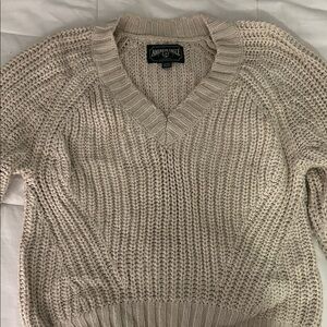 American Eagle Outfitters Women's Beige V-Neck Sweater
